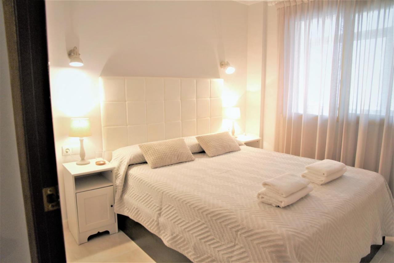 La Perla Apartment, Paradis Park, La Pineda - Atico 1ª Linea - Solarium - Wifi - Piscina Экстерьер фото